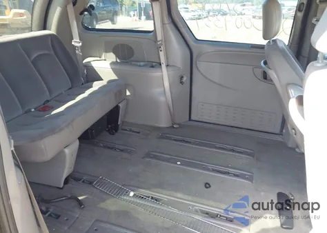 2002 Chrysler Voyager из США, поврежденный, VIN 1C8GJ25B02B668842